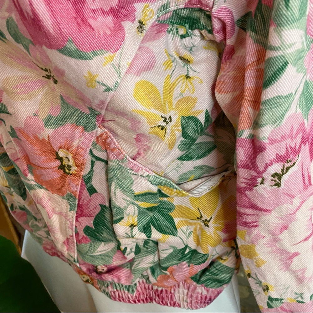 URBAN OUTFITTERS ~ Pink Floral Denim Hoodie Jacket - Picture 3 of 8